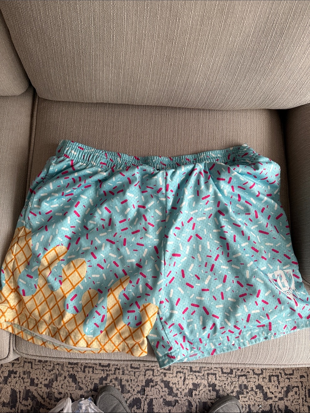 Baseball lifestyle 101 men’s ice cream shorts in cotton candy size xl